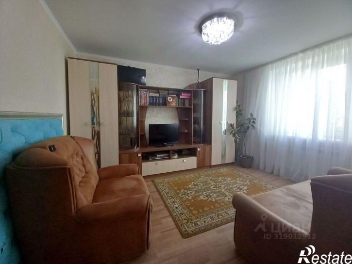 2-комн квартира Коммунистическая улица, 20/6,  д. 20/6