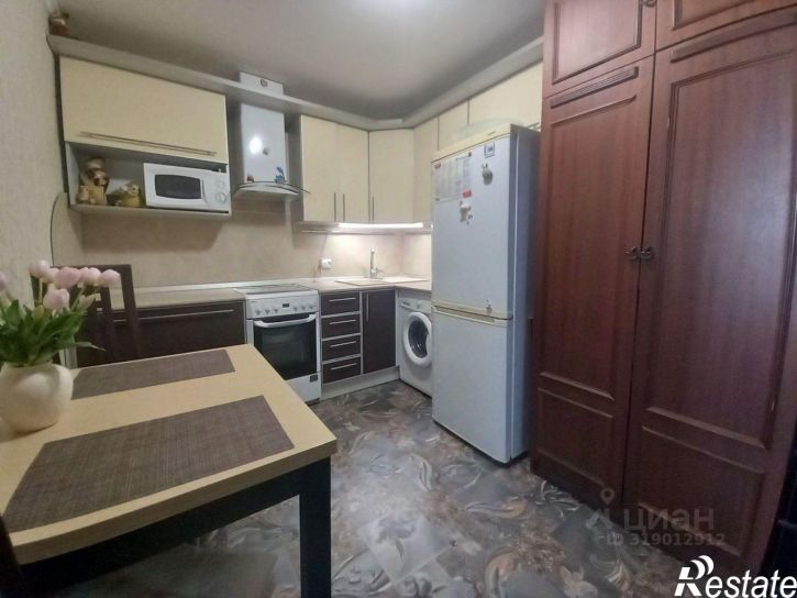 2-комн квартира Коммунистическая улица, 20/6,  д. 20/6