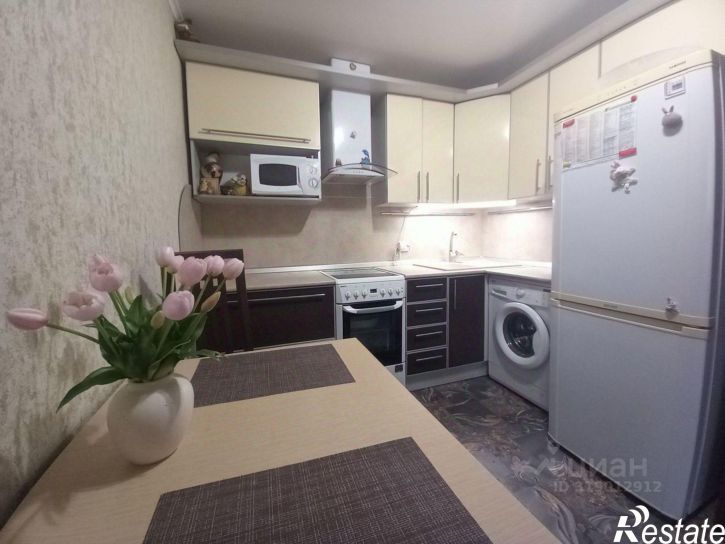 2-комн квартира Коммунистическая улица, 20/6,  д. 20/6