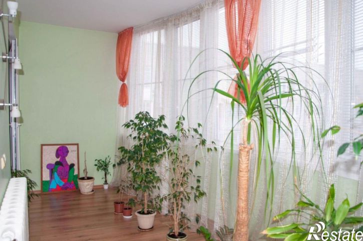 3-комн квартира Красная улица, 57/2,  д. 57/2