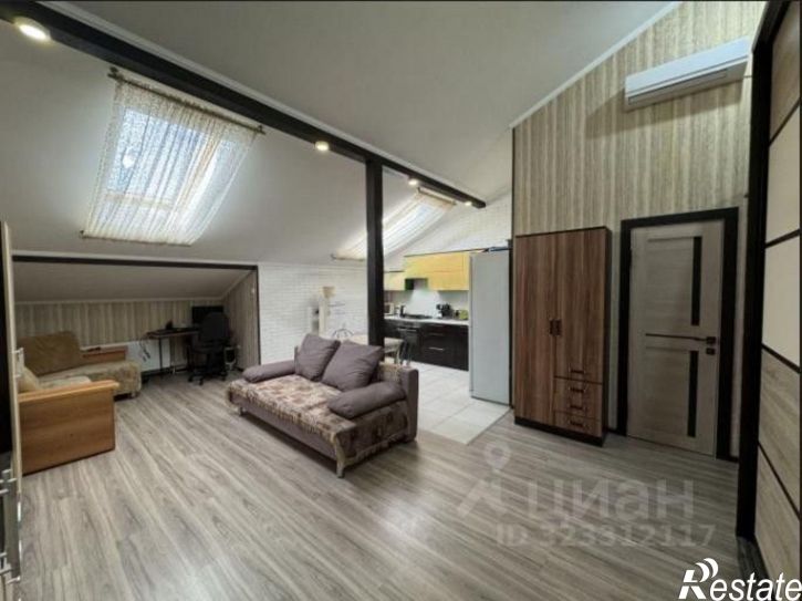 2-комн квартира Ейский район, Ейск г., Красная ул.