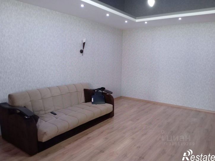 2-комн квартира Красная улица, 59/8,  д. 59/8