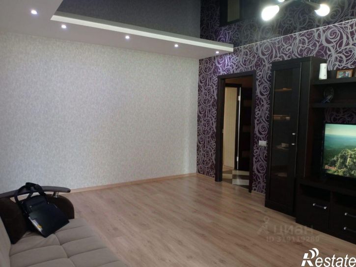 2-комн квартира Красная улица, 59/8,  д. 59/8