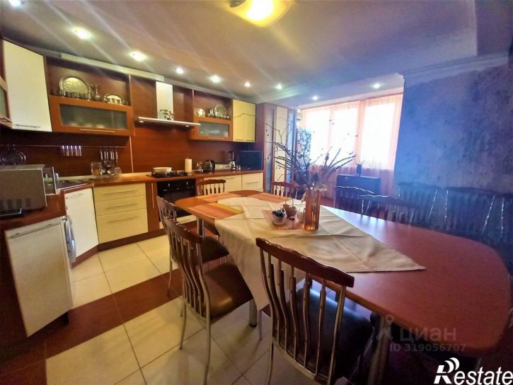 3-комн квартира улица Горького, 11/1,  д. 11/1