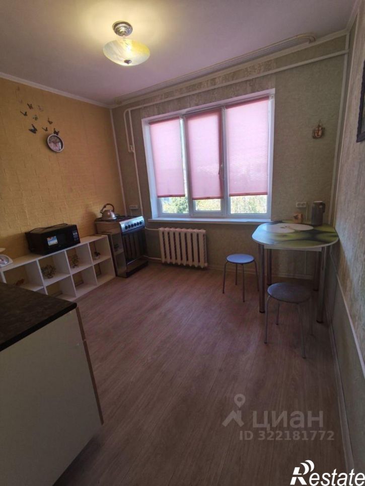 3-комн квартира улица Седина, 46/1,  д. 46/1