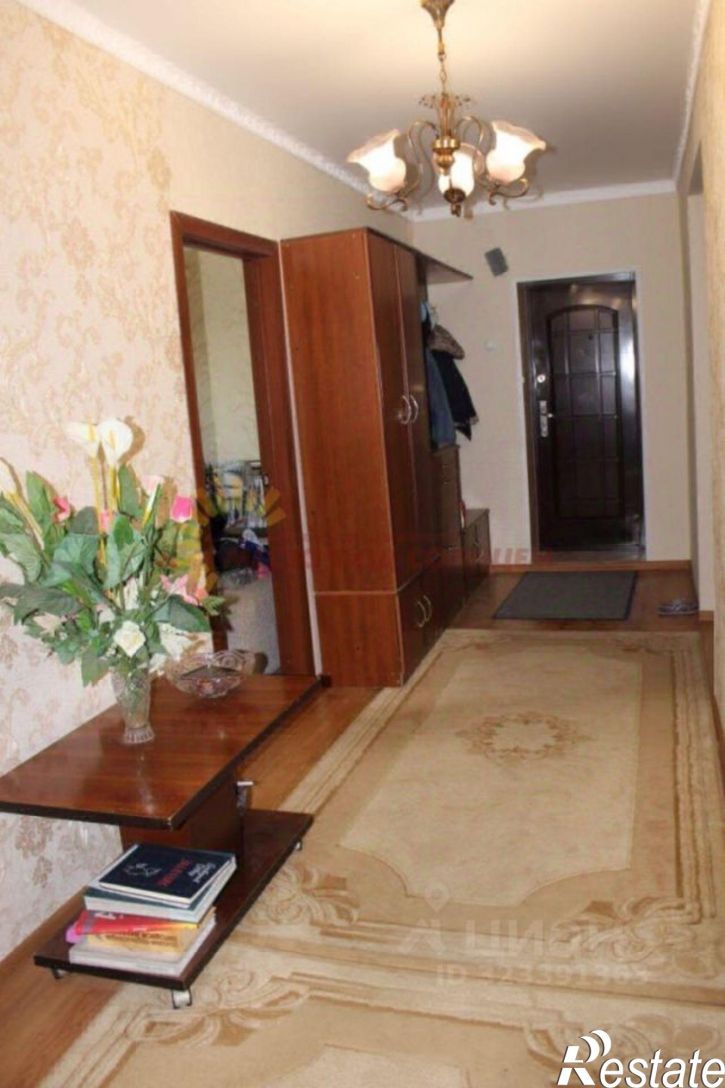 3-комн квартира улица Горького, 25/5,  д. 25/5