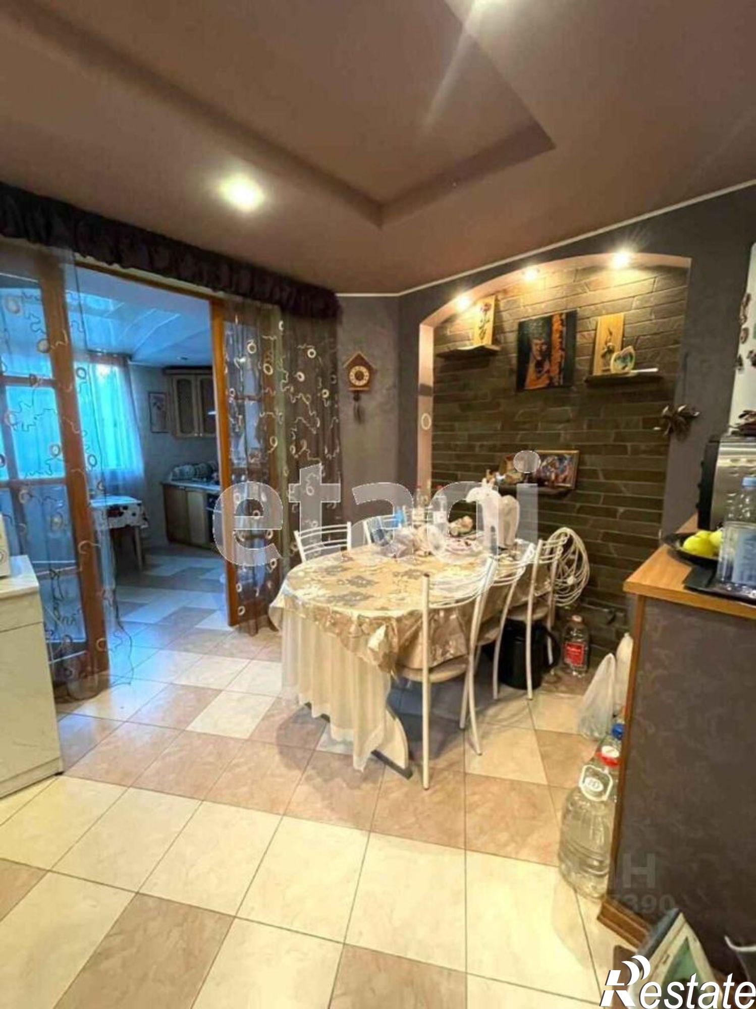 Купить квартиру за 8 200 000 рублей на Красная улица, 74/2