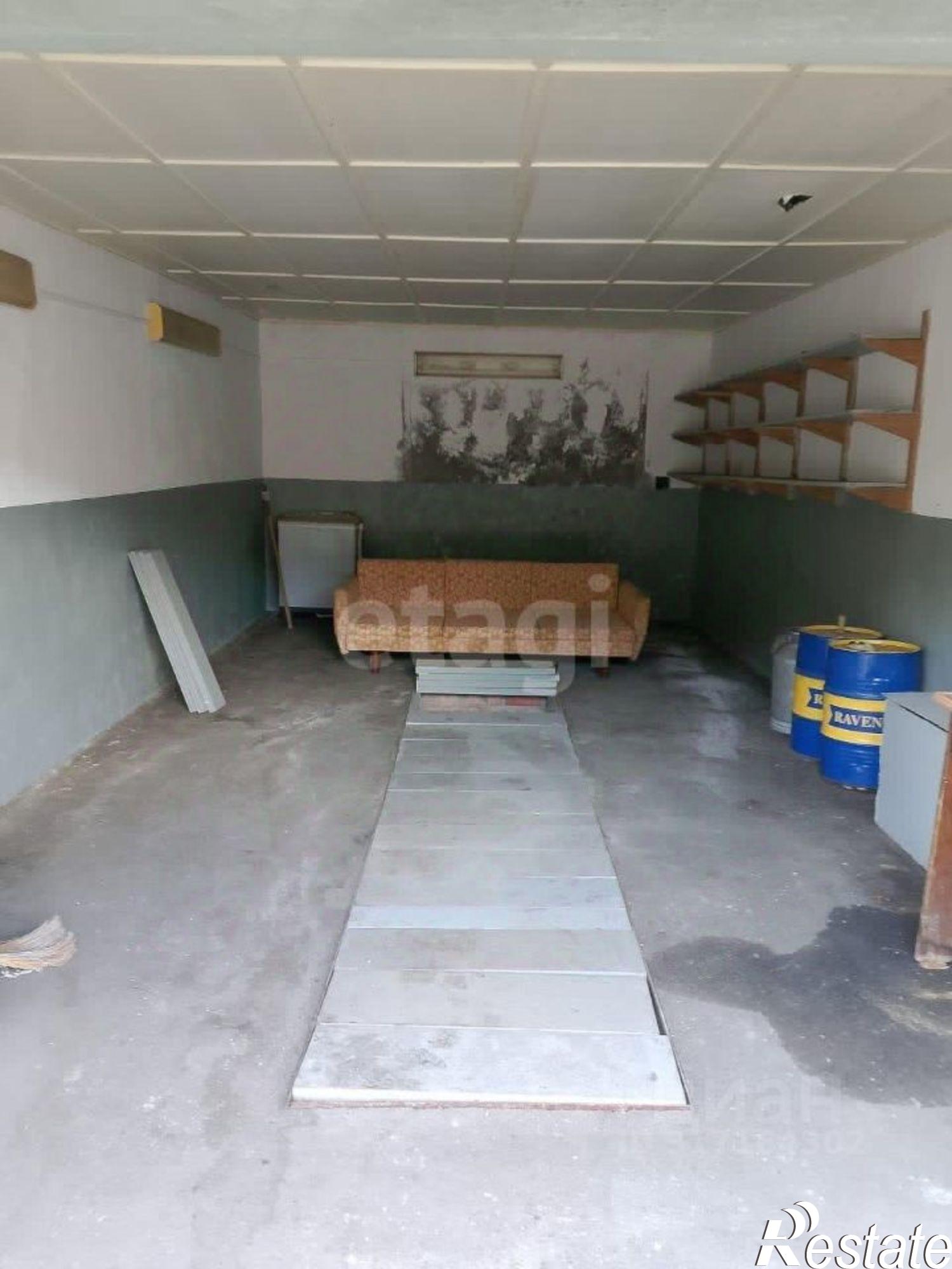 Купить гараж, место в паркинге за 824 642 рублей на Октябрьская улица, 123