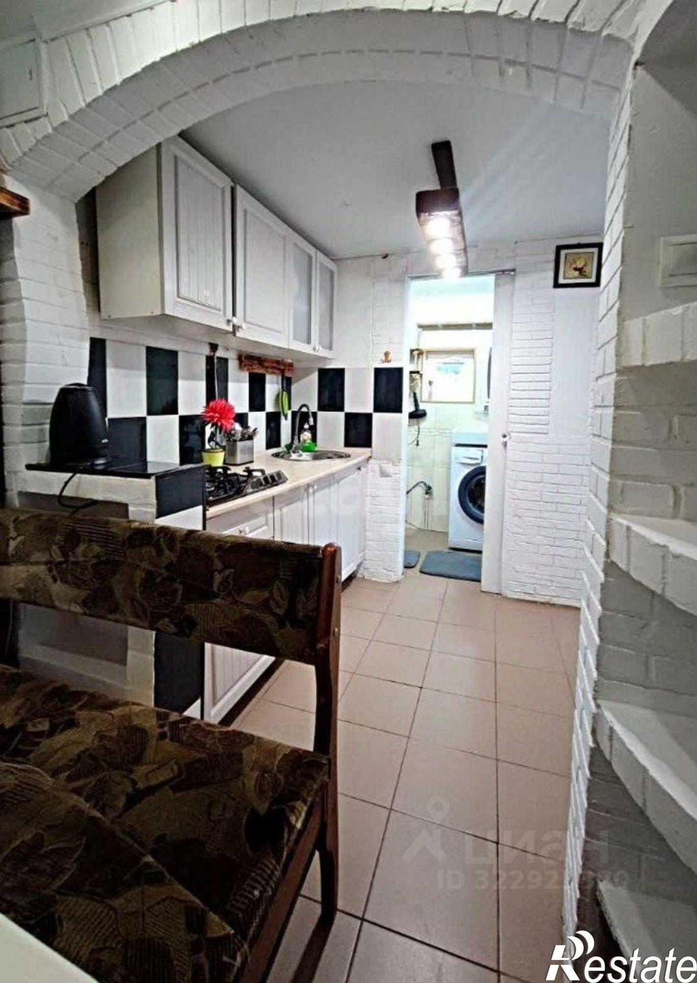 Купить квартиру за 4 100 000 рублей на Бердянская улица, 109