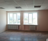 офис 32 кв м, этаж 4/4 улица Карла Либкнехта, 126