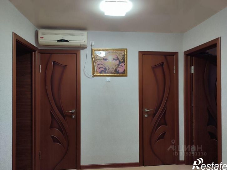 3-комн квартира Коммунистическая улица, 20/13,  д. 20/13