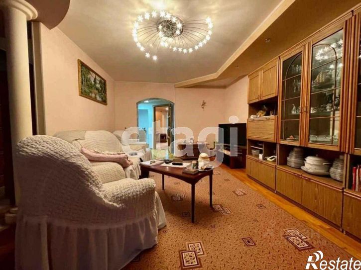 4-комн квартира Красная улица, 74/2,  д. 74/2