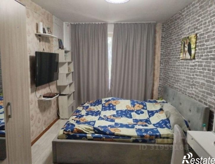 3-комн квартира улица Карла Маркса, 1,  д. 1