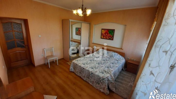 4-комн квартира улица Энгельса, 87,  д. 87