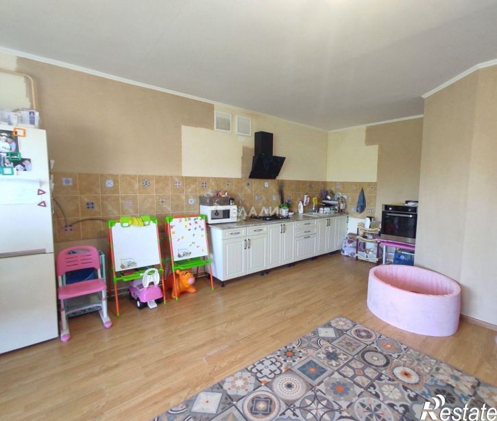 3-комн квартира улица Плеханова, 9/10,  д. 9/10