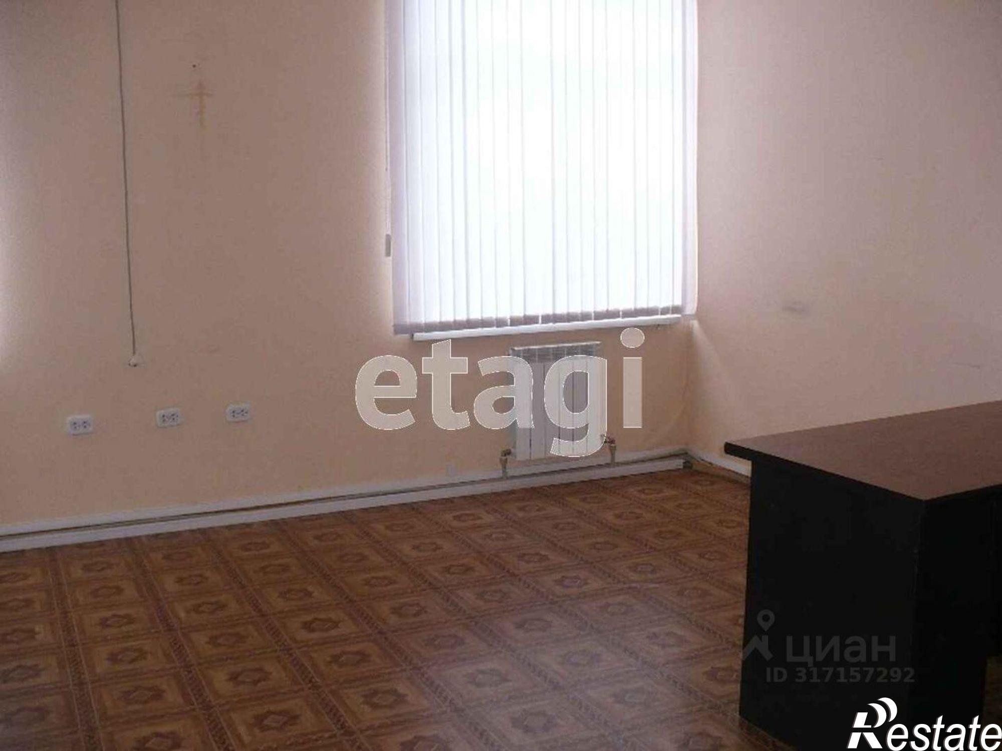 Купить офис, помещение под офис за 15 000 200 рублей на ул Ростовская, 85