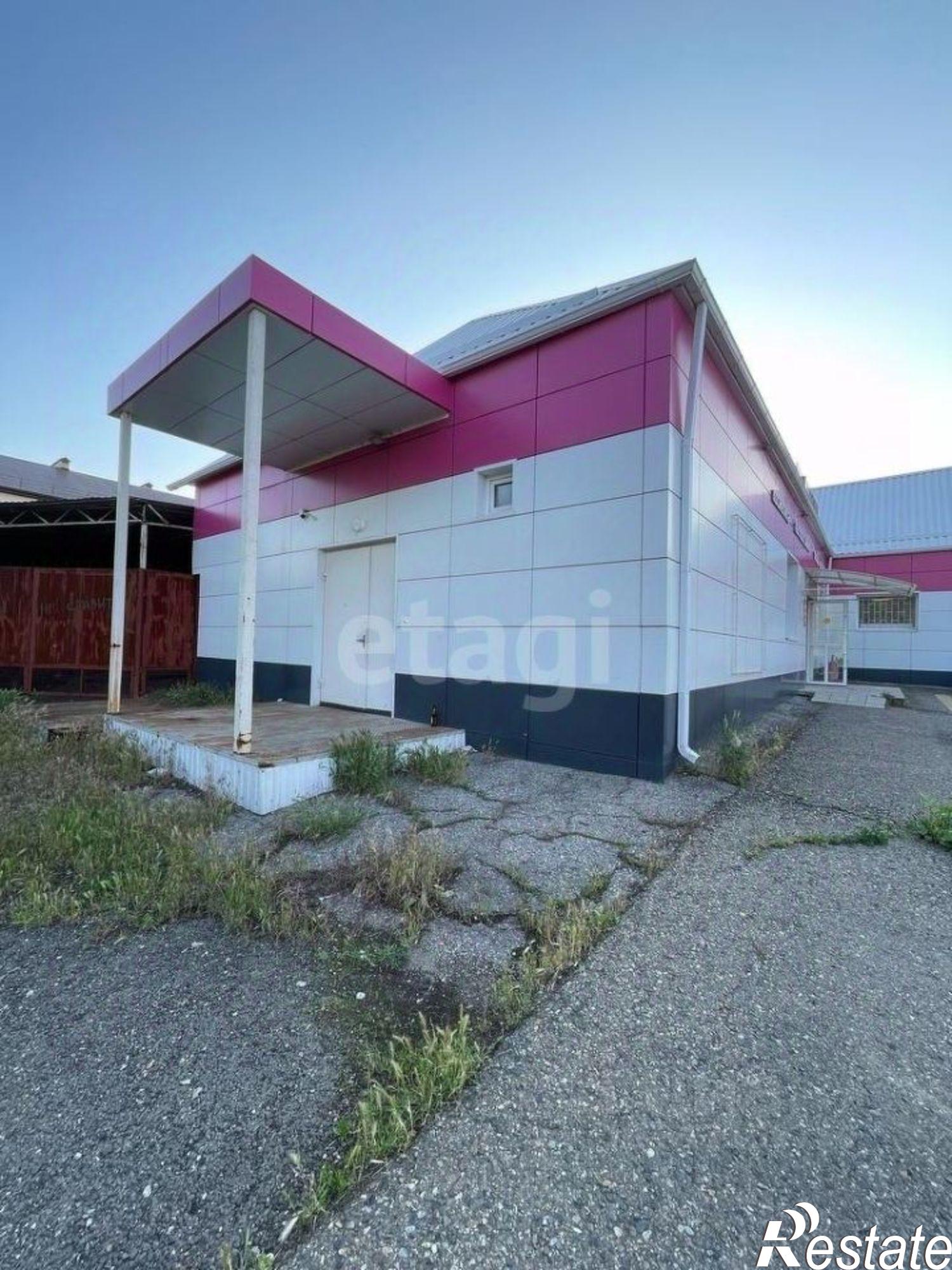 Купить помещение свободного назначения за 34 971 400 рублей на Коммунистическая улица, 65