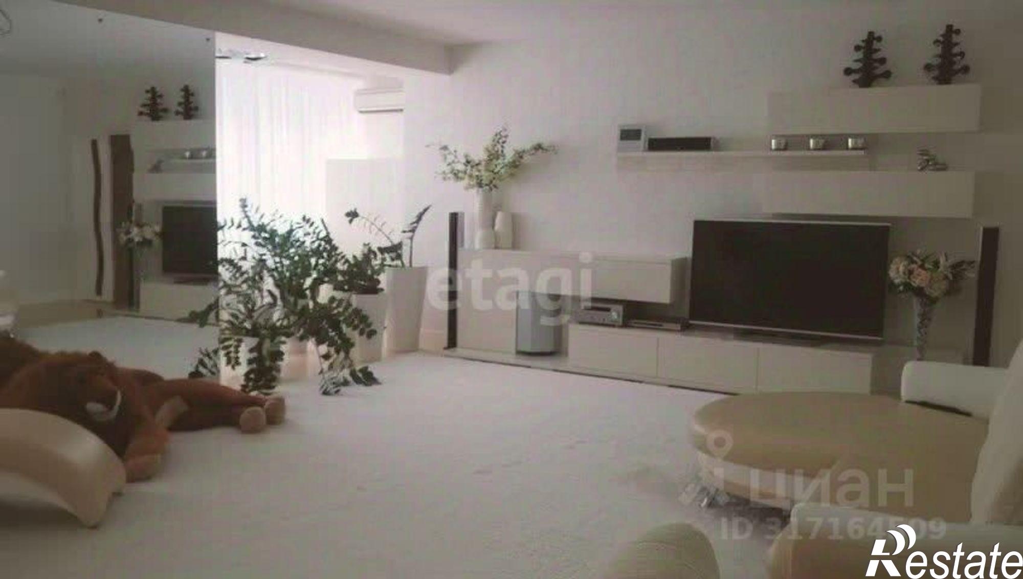 Купить квартиру за 15 500 000 рублей на ул Коммунистическая, 63