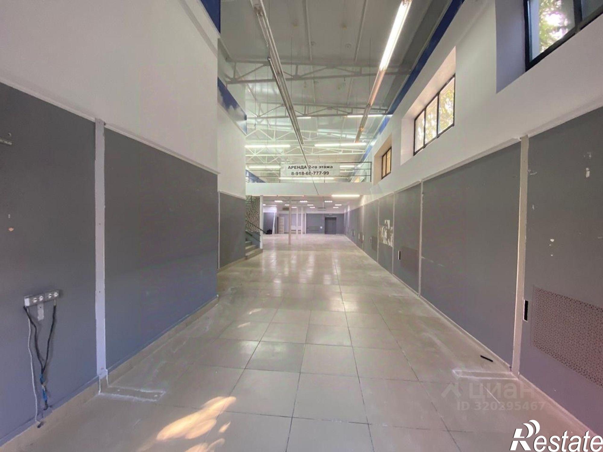 Купить торговое помещение за 22 000 100 рублей на улица Свердлова, 152