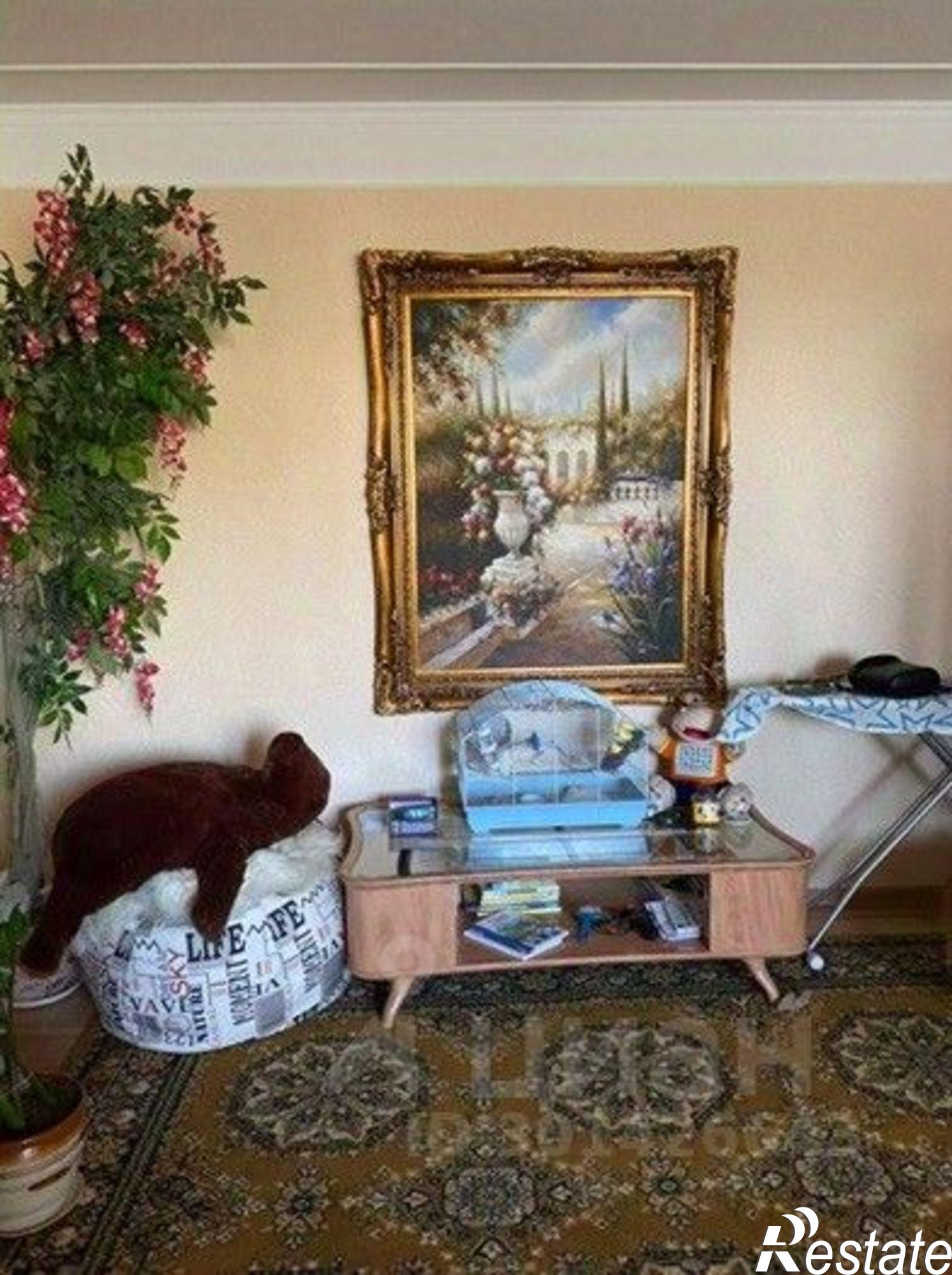 Купить квартиру за 10 100 000 рублей на ул Пионерская, 24