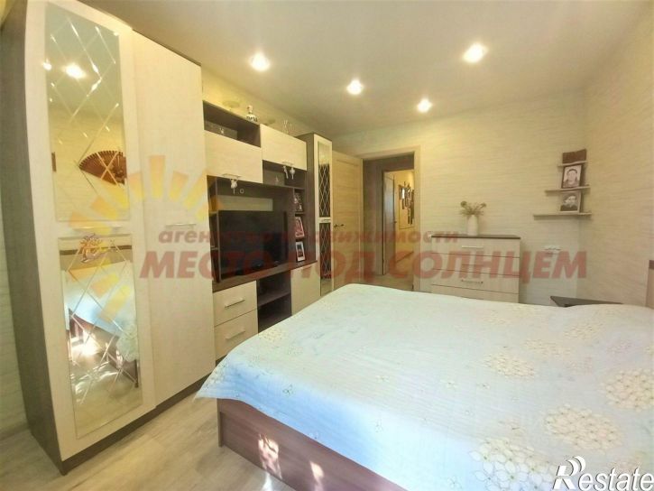 2-комн квартира Коммунистическая улица, 49/10,  д. 49/10