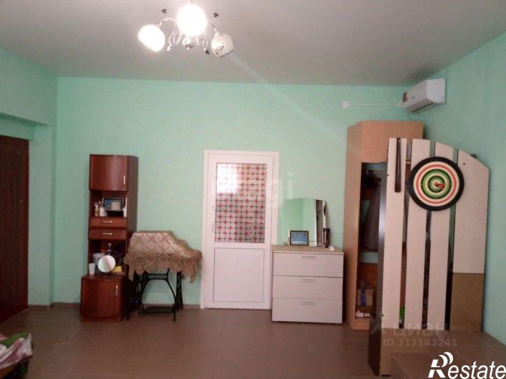 2-комн квартира улица Сергея Романа, 151,  д. 151