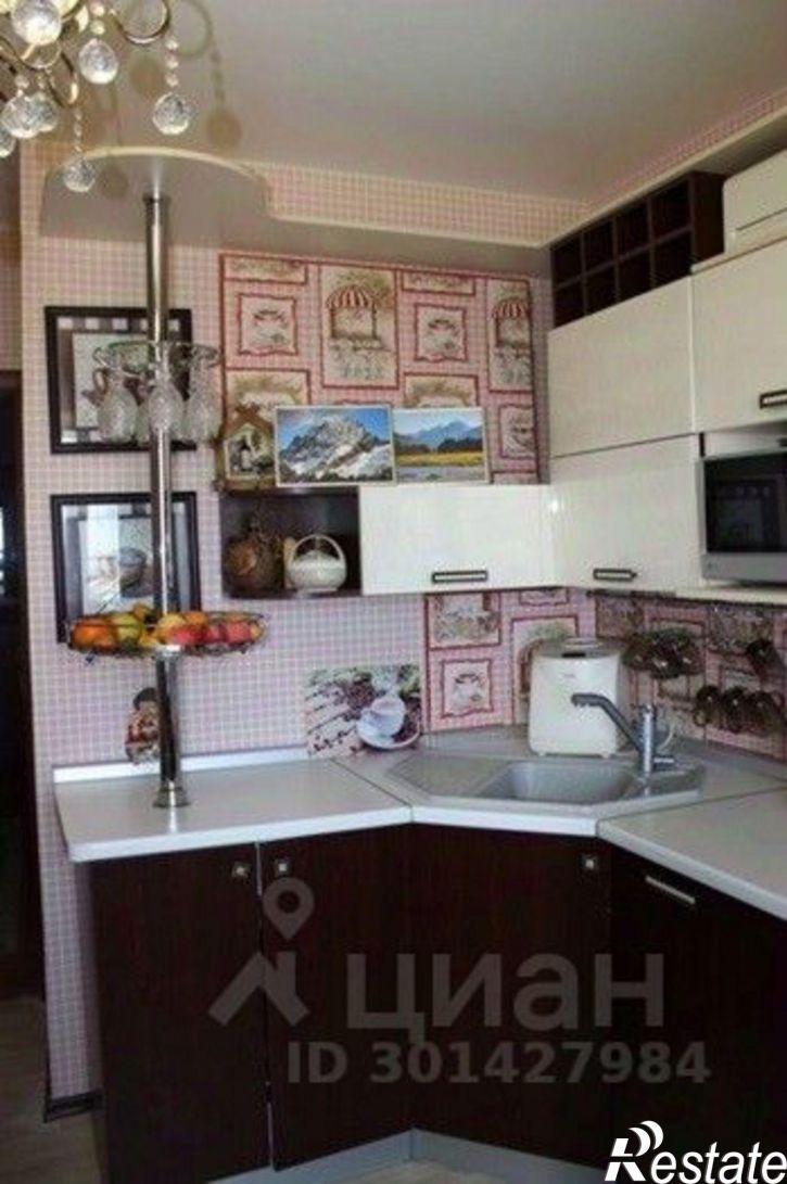 3-комн квартира улица Горького, 20/2,  д. 20/2