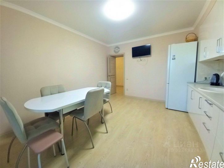 3-комн квартира улица Свободы, 38/1,  д. 38/1