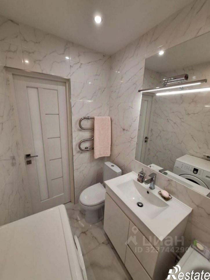 2-комн квартира ул Плеханова, 1/1,  д. 1/1