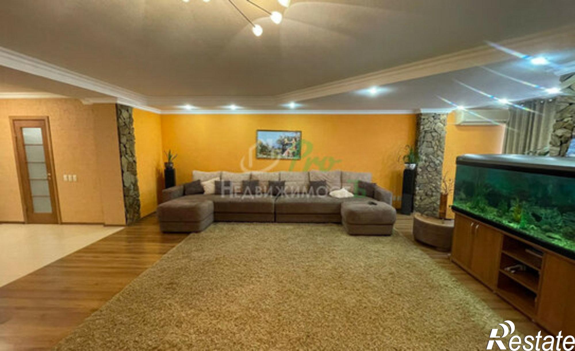 Купить квартиру за 14 500 000 рублей на улица Горького, 7/3