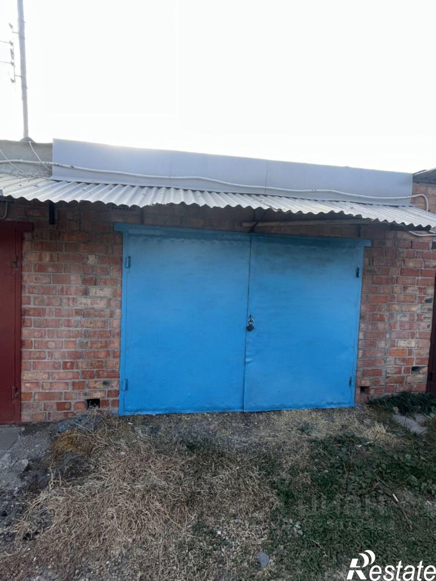 Купить гараж, место в паркинге за 572 470 рублей на улица Горького, 27