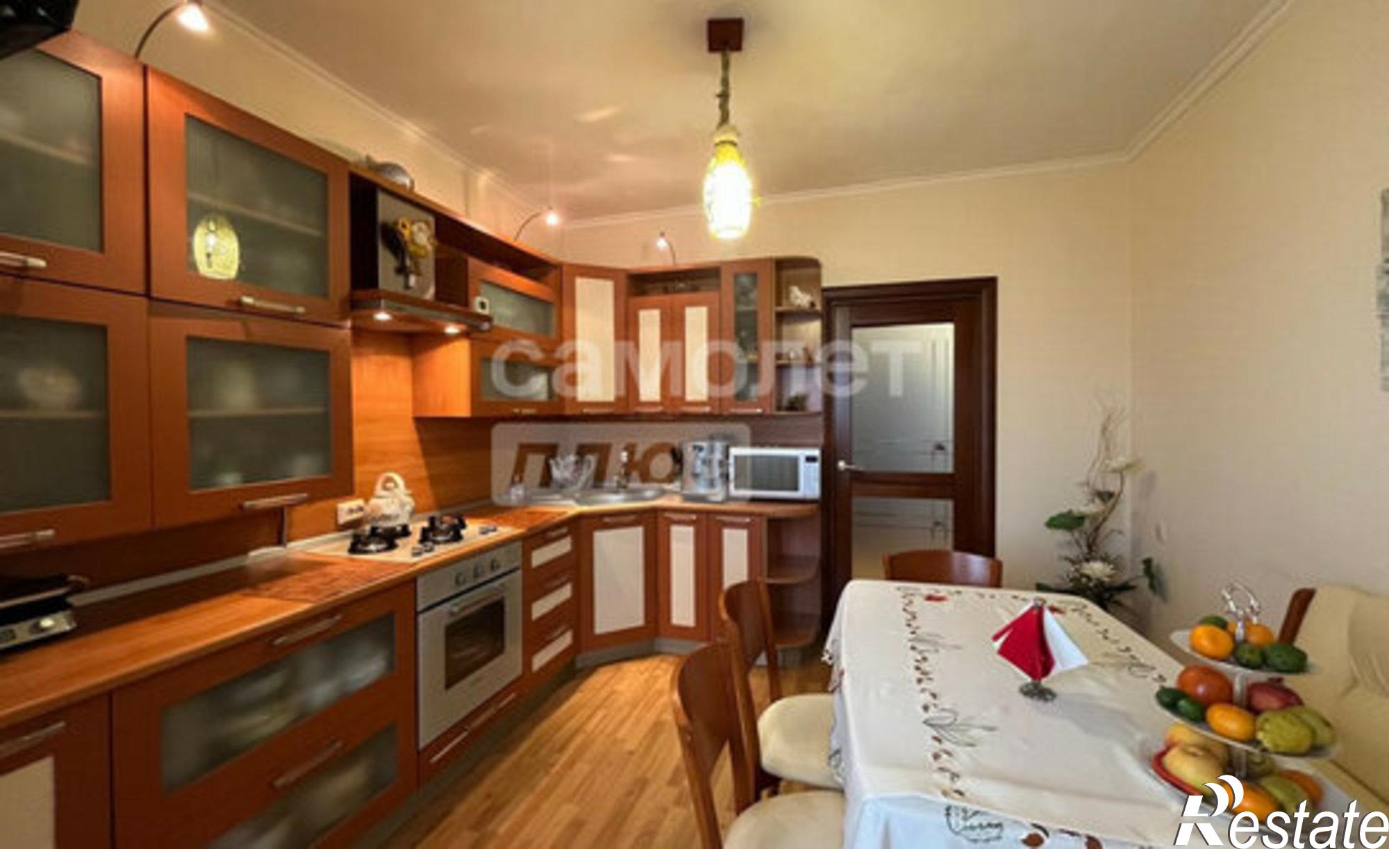 Купить квартиру за 9 300 000 рублей на ул Ясенская, 23