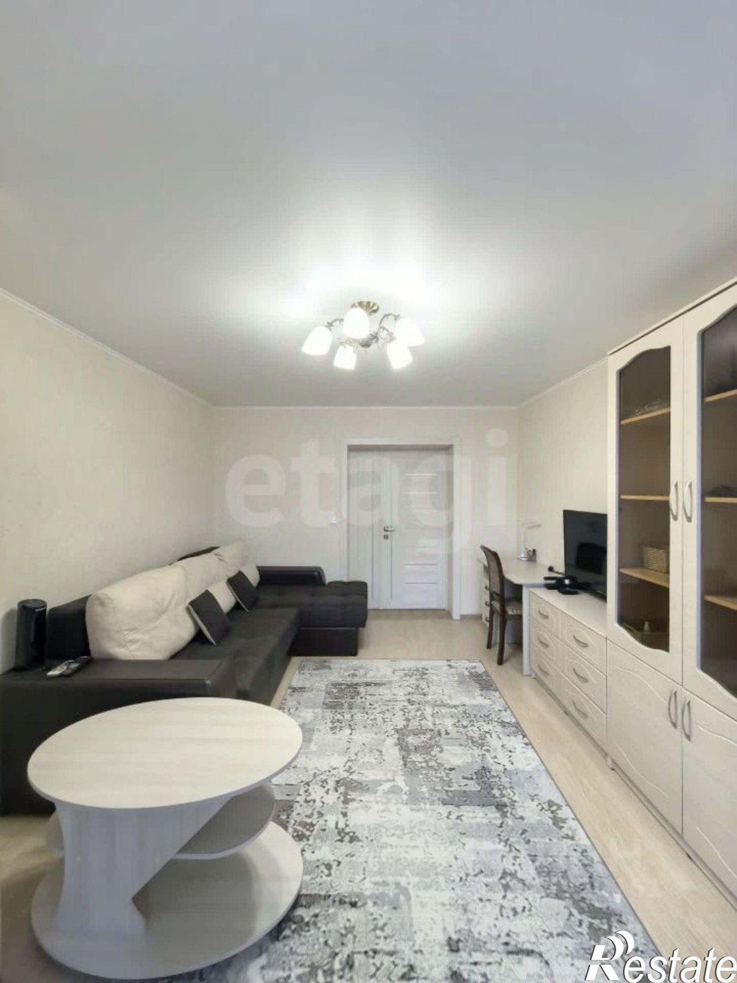 Купить квартиру за 9 800 000 рублей на Коммунистическая улица, 65