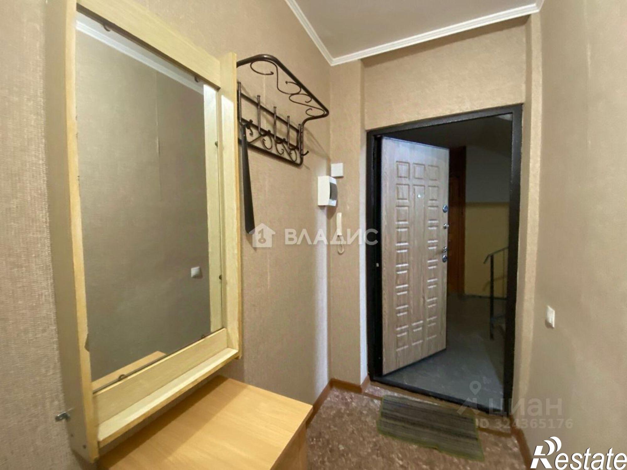 Купить квартиру за 3 800 000 рублей на улица Розы Люксембург, 181/1