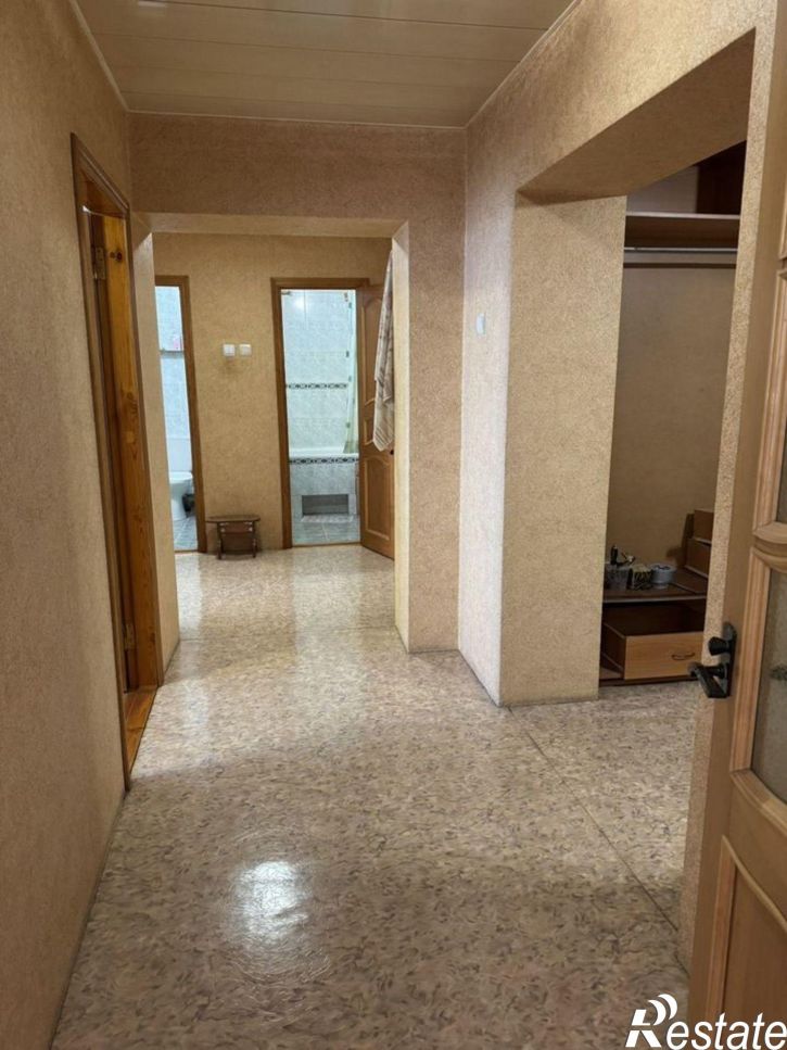 3-комн квартира улица Карла Либкнехта, 10,  д. 10