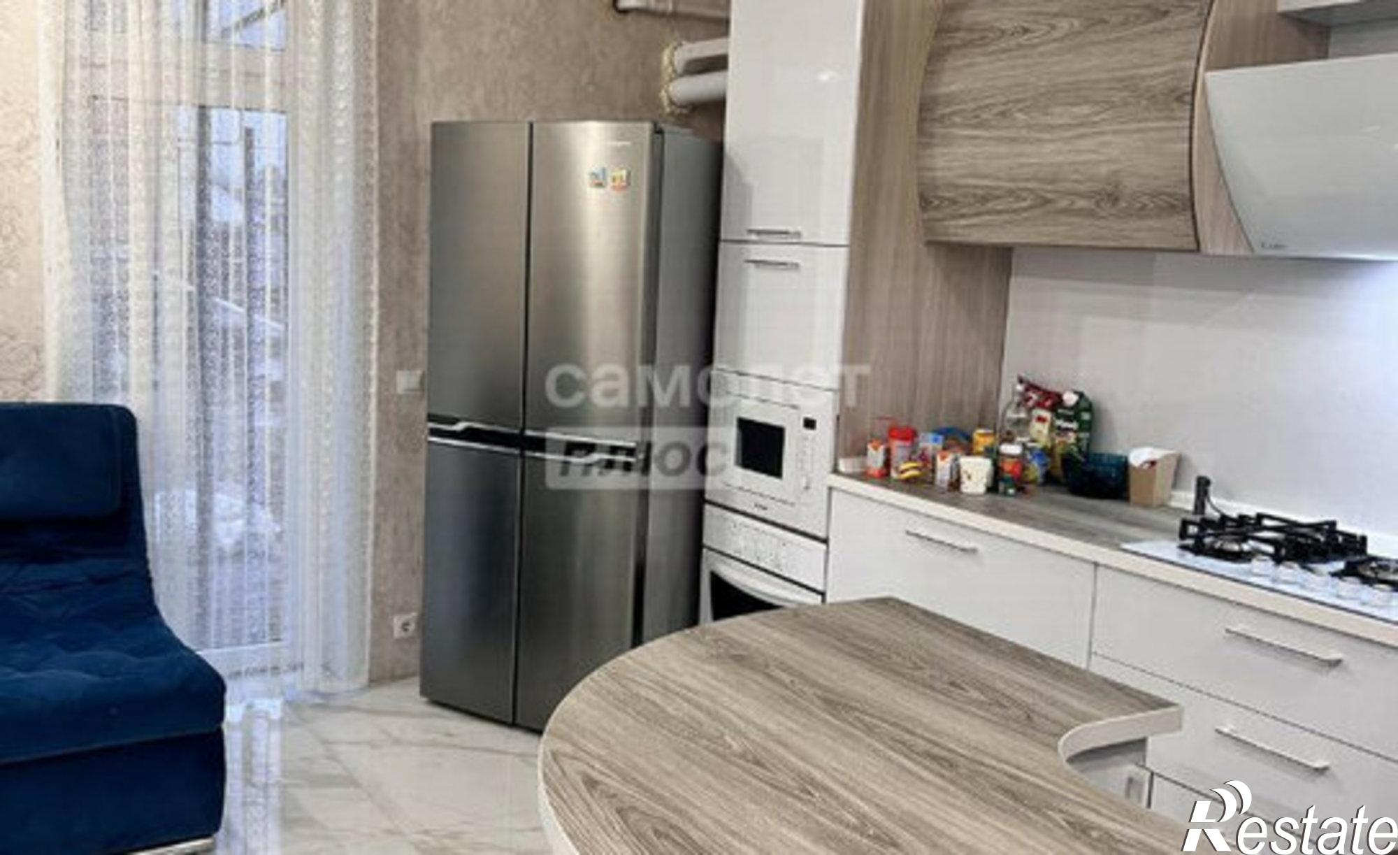 Купить квартиру за 8 160 000 рублей на Армавирская улица, 140