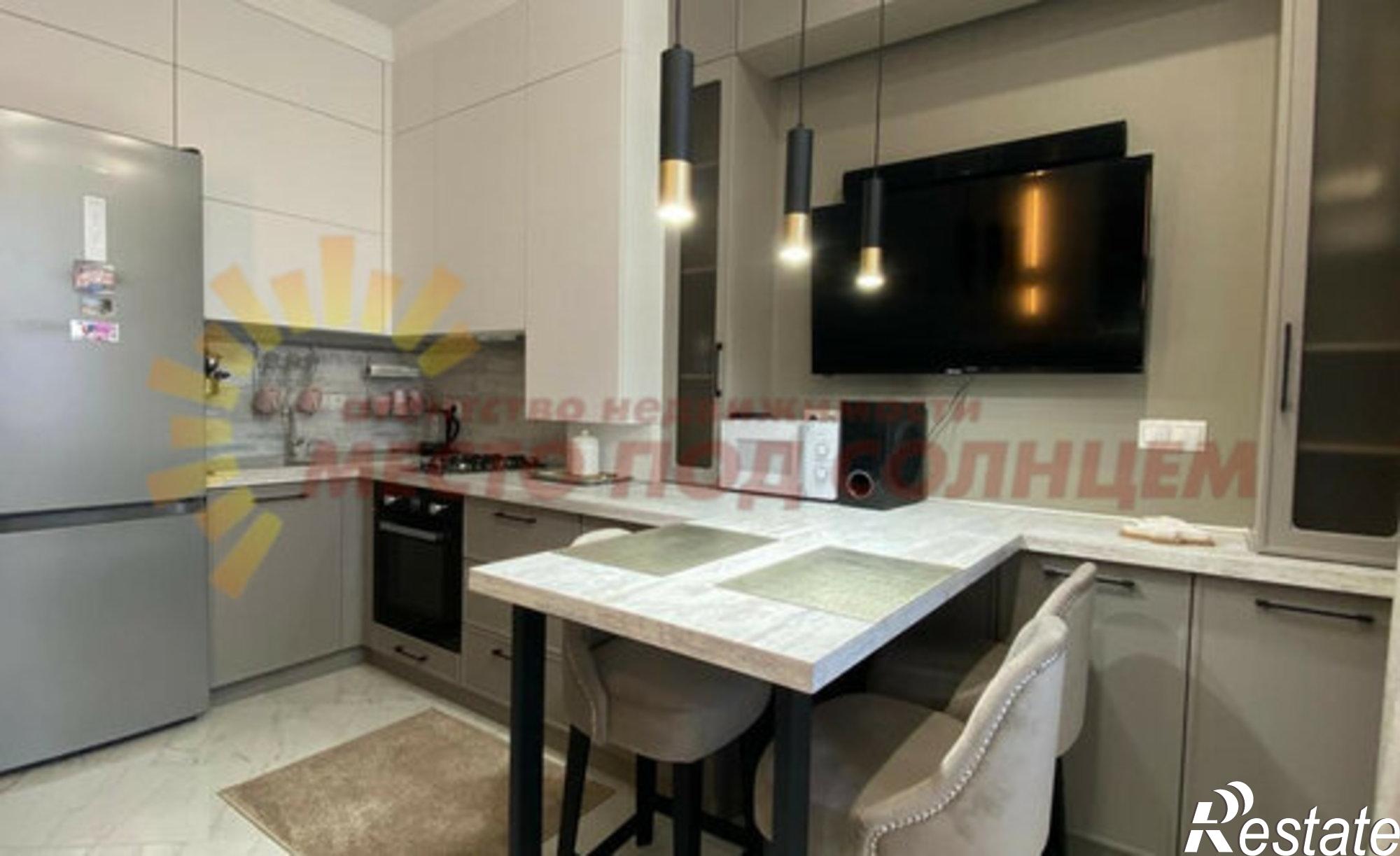 Купить квартиру за 8 000 000 рублей на ул Московская, 273/10