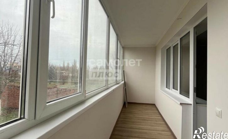 4-комн квартира улица Горького, 25/2,  д. 25/2