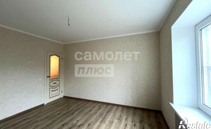 4-комн квартира улица Горького, 25/2,  д. 25/2