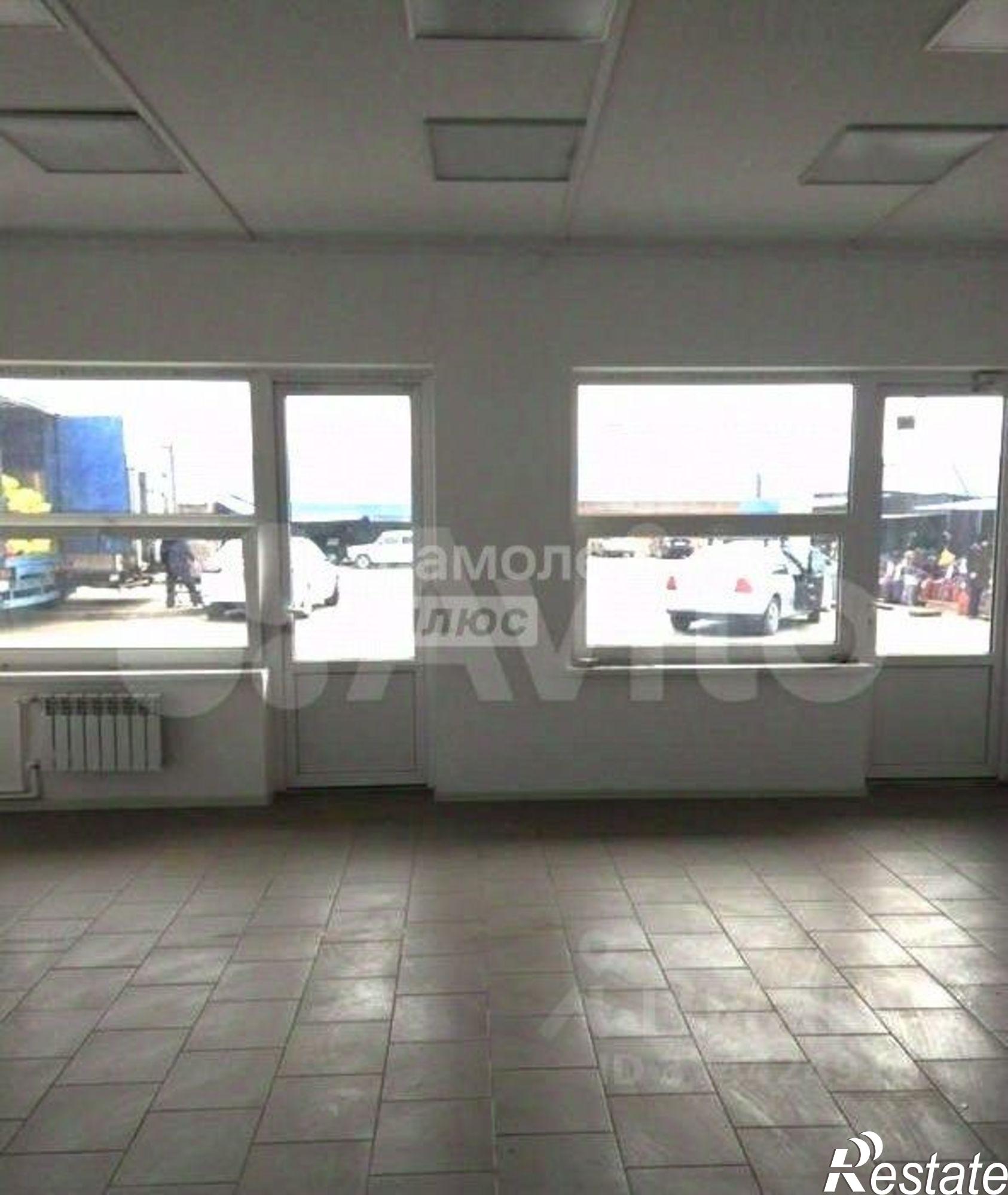 Купить торговое помещение за 400 026 рублей на переулок Строителей, 22/2