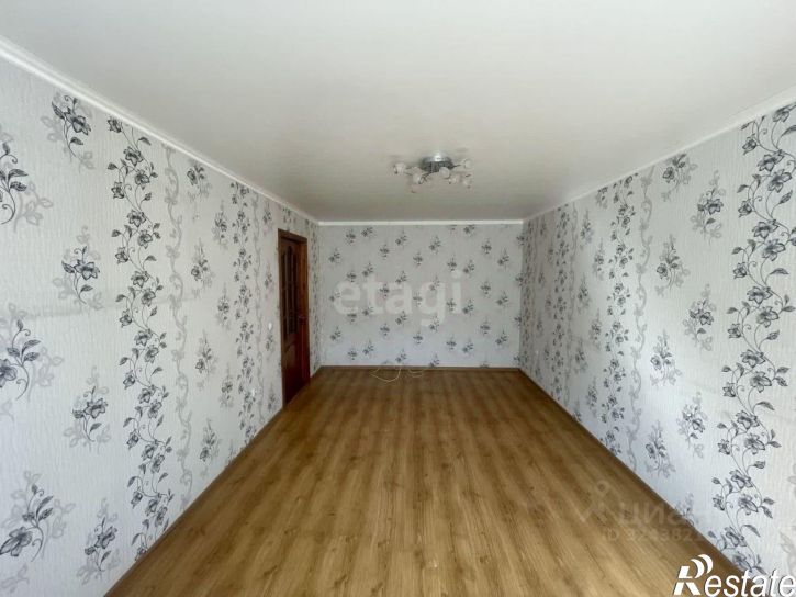 2-комн квартира Октябрьская улица, 123,  д. 123