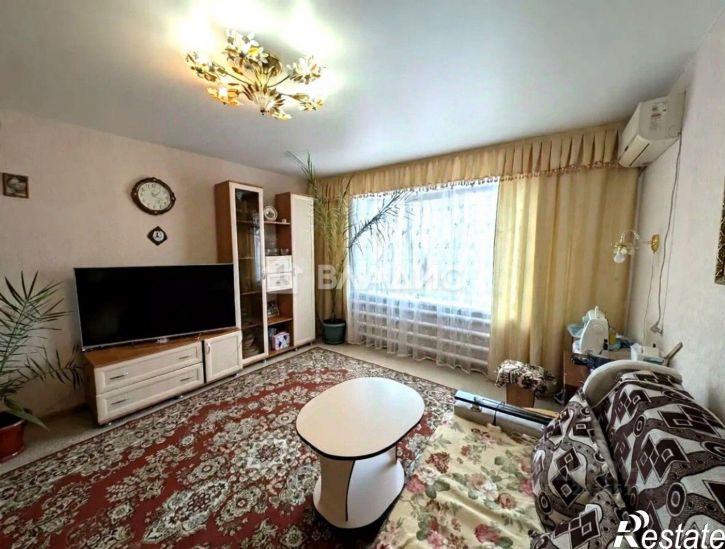 1-комн квартира Кирпичная улица, 12,  д. 12