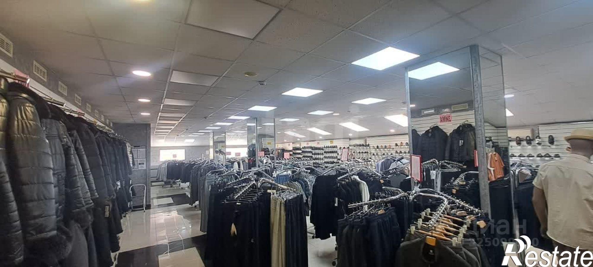 Купить торговое помещение за 55 000 000 рублей на ул Энгельса, 47