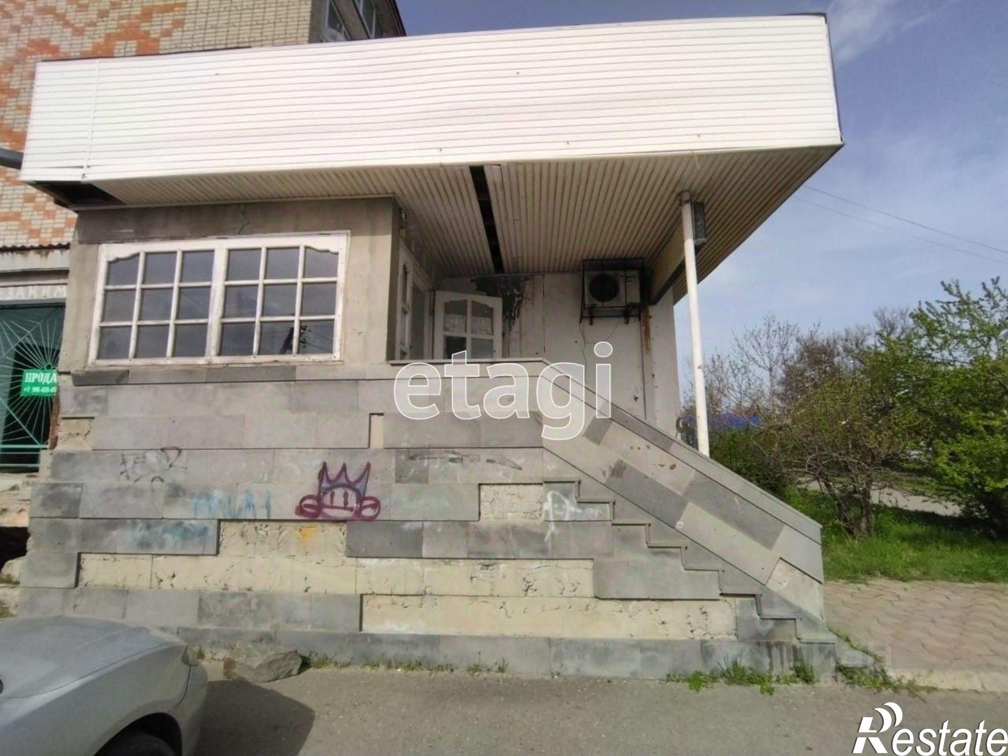 Купить торговое помещение за 6 500 060 рублей на ул Б.Хмельницкого, 180