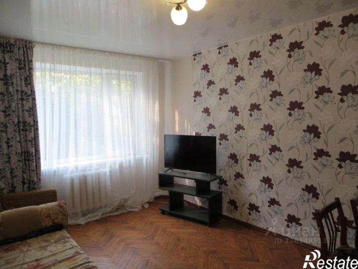 2-комн квартира улица Горького, 20/2,  д. 20/2