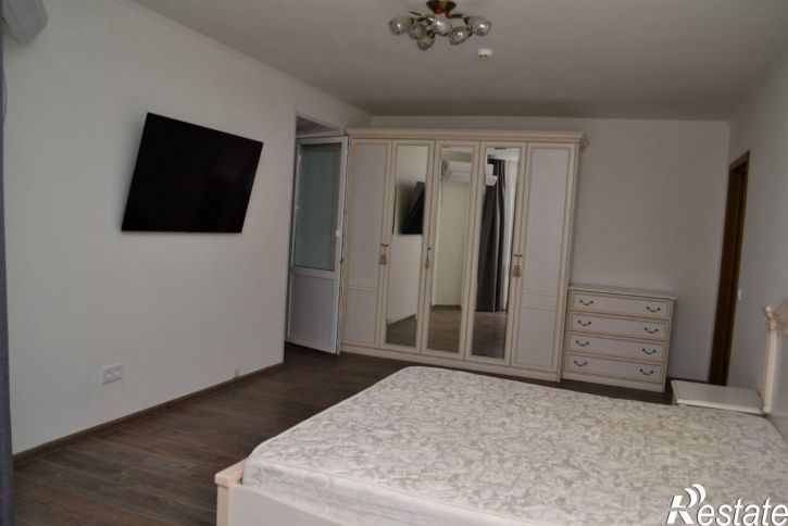 2-комн квартира Коммунистическая улица, 21,  д. 21