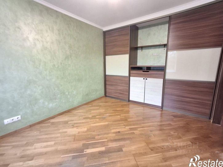 4-комн квартира ул Красная, 66/7,  д. 66/7