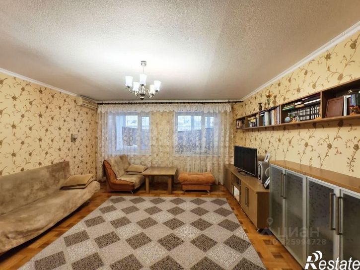 3-комн квартира Коммунистическая улица, 65,  д. 65