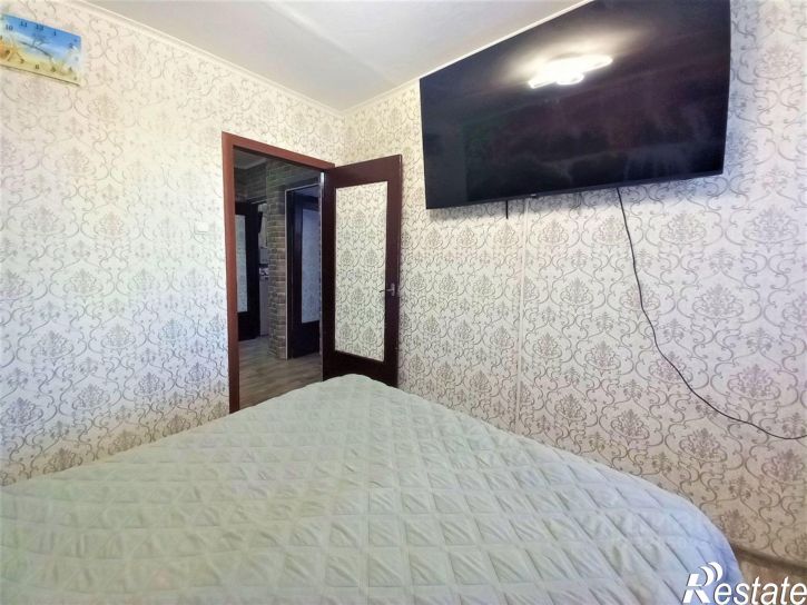 2-комн квартира улица Горького, 11/1,  д. 11/1