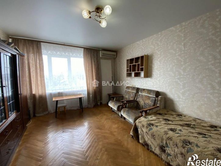 2-комн квартира улица Свердлова, 126,  д. 126